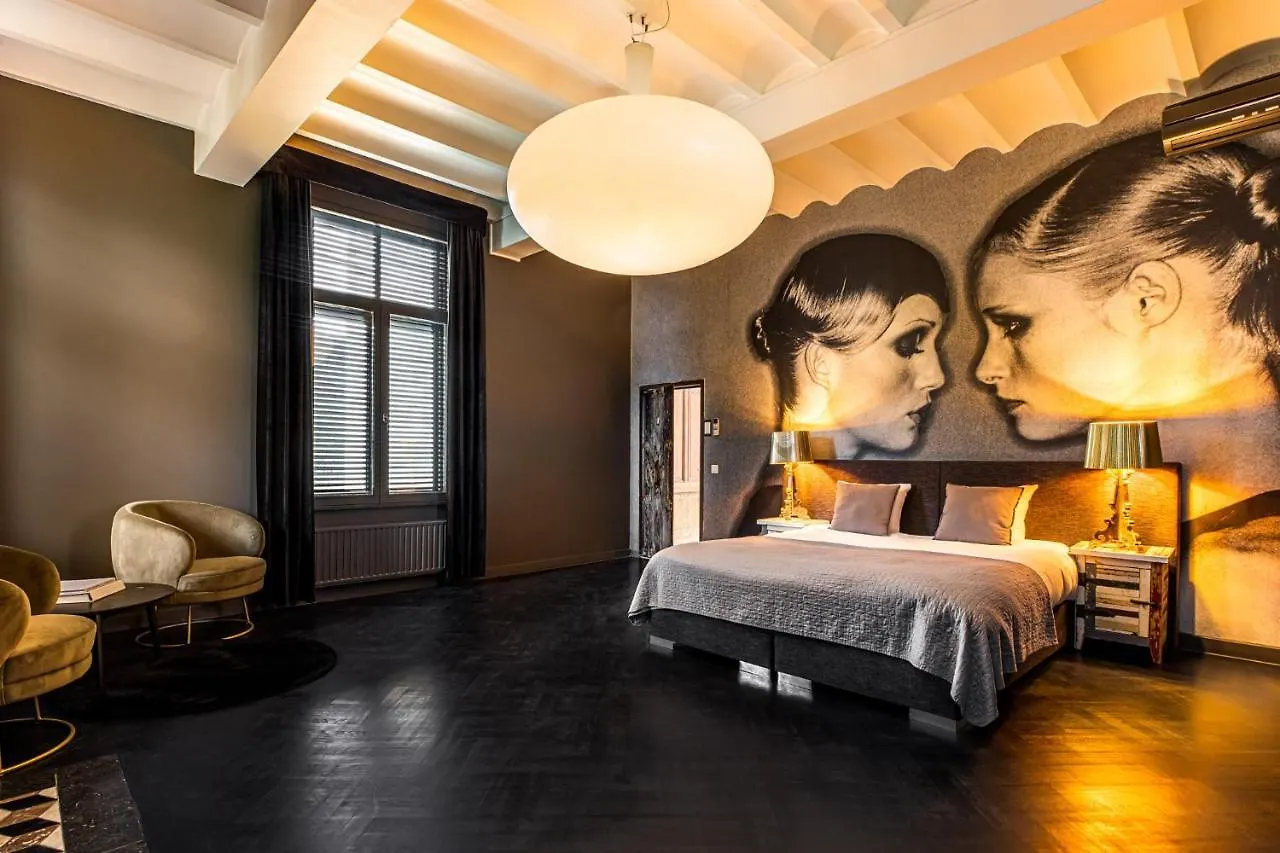 Landgoed Kasteel de Hoogenweerth Hotel Maastricht 4*,