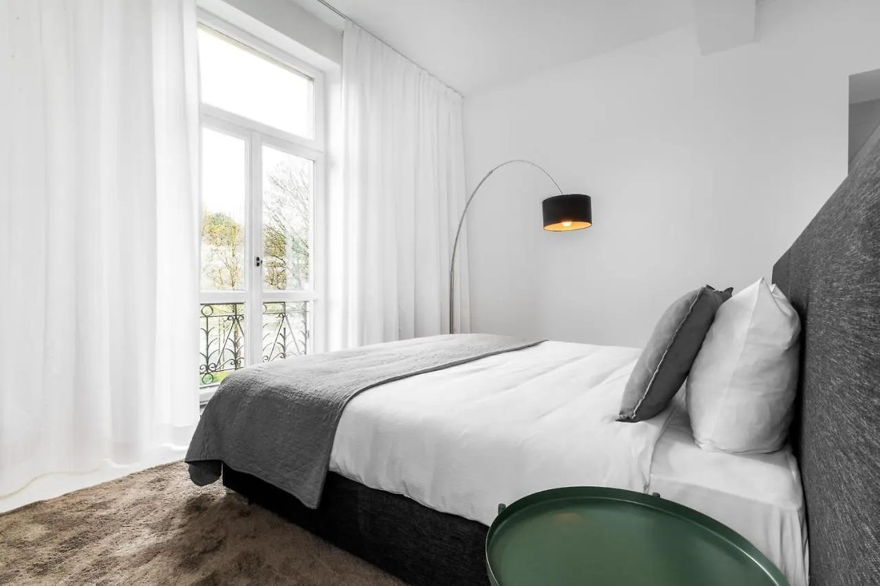 Landgoed Kasteel de Hoogenweerth Hotel Maastricht 4*,  Nederland
