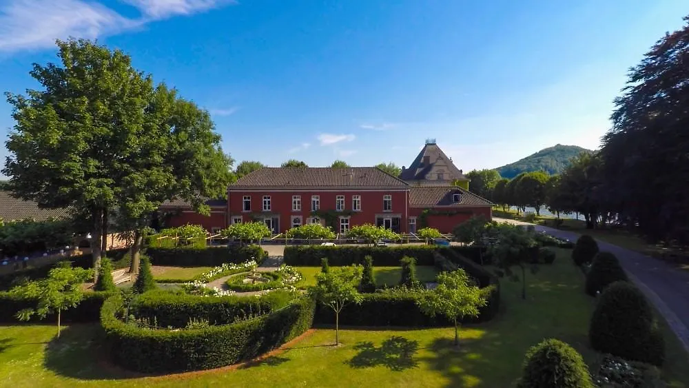 Landgoed Kasteel de Hoogenweerth Hotel Maastricht 4*,  Nederland