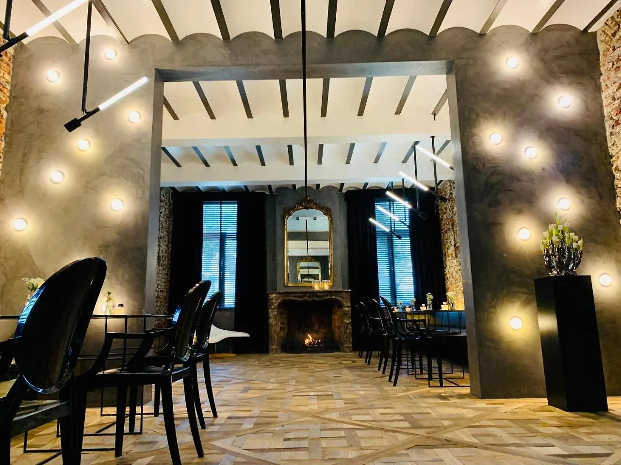 Landgoed Kasteel de Hoogenweerth Hotel Maastricht 4*,